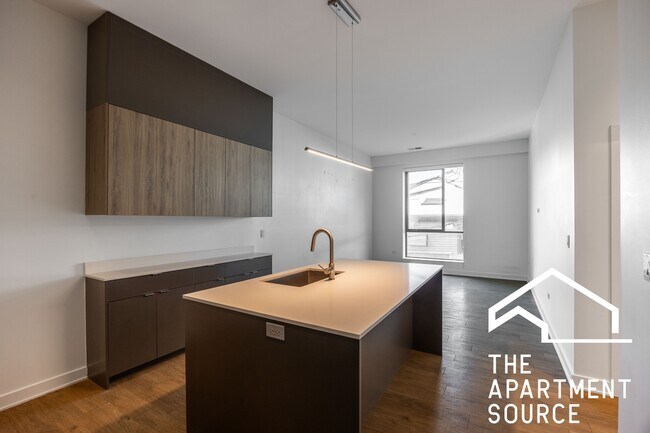 Photo - 3462 N Lincoln Ave Unidad 202