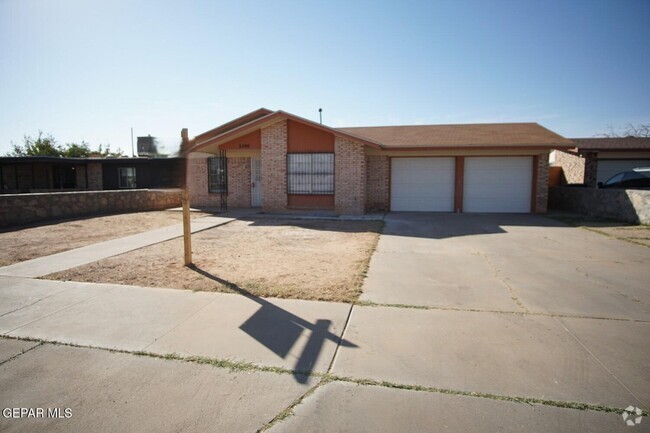 Building Photo - 5766 Dalhart Dr Rental