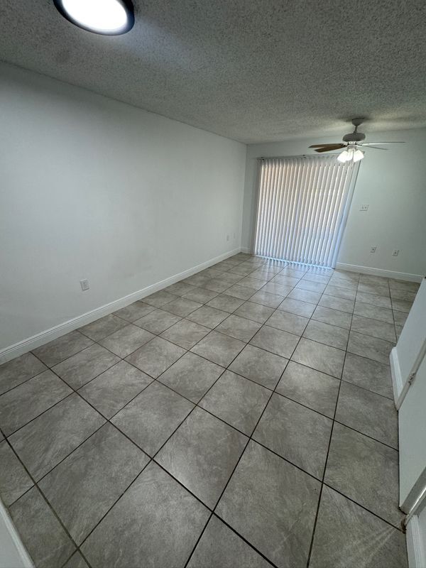 Photo - 1197 Bentley Rd