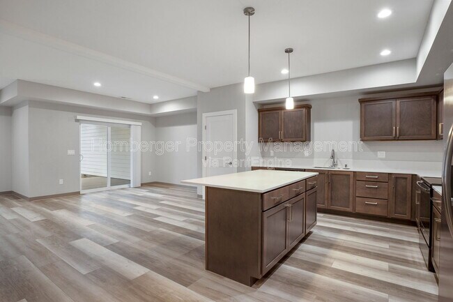 Photo - 1603 N Manifold Ln