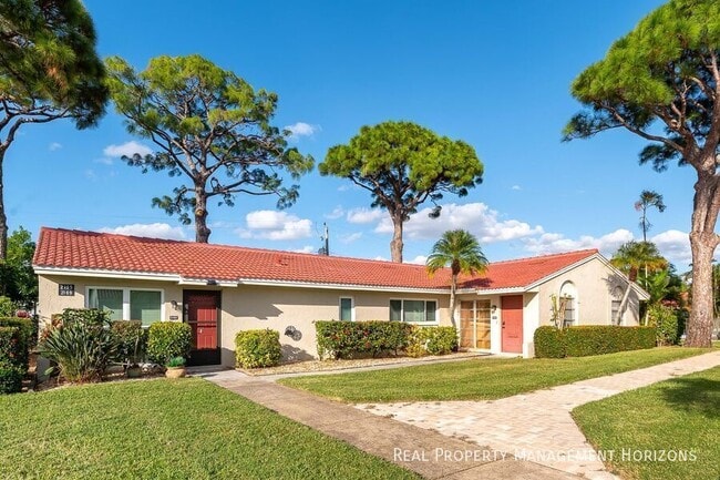 Building Photo - 2169 Pueblo Cir