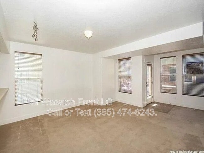 Photo - 3714 S Balmossie Dr