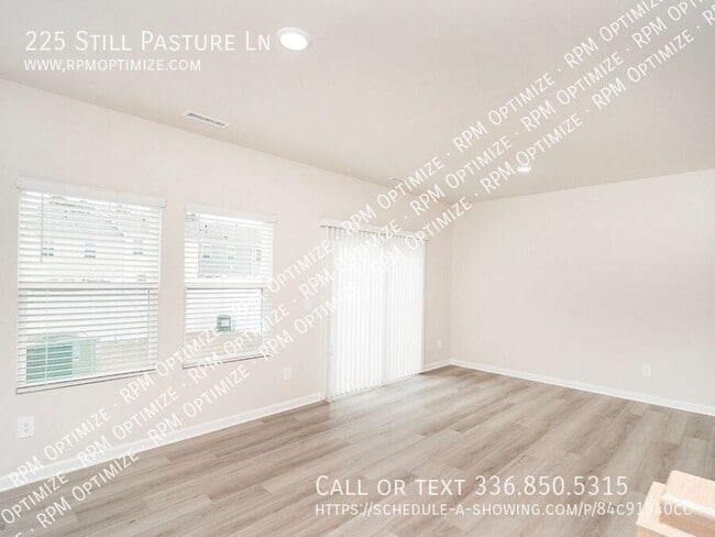 Photo - 225 Still Pasture Ln