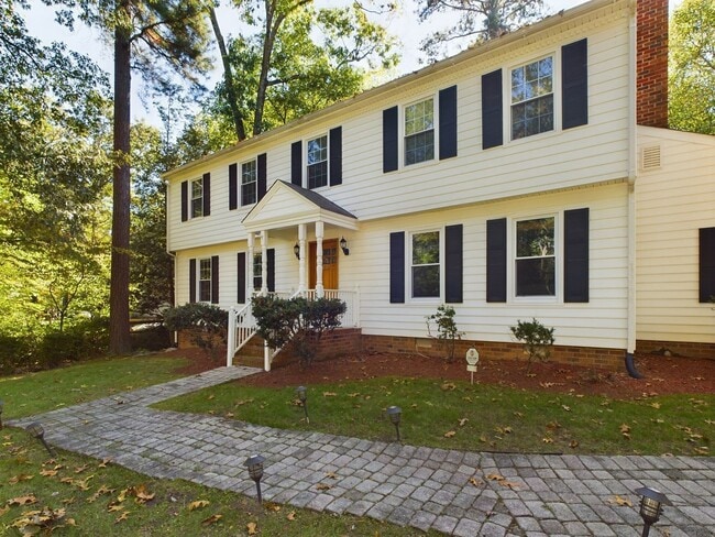 Photo - 10211 Windbluff Dr
