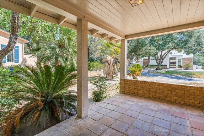 Photo - ALAMO HEIGHTS I.S.D.