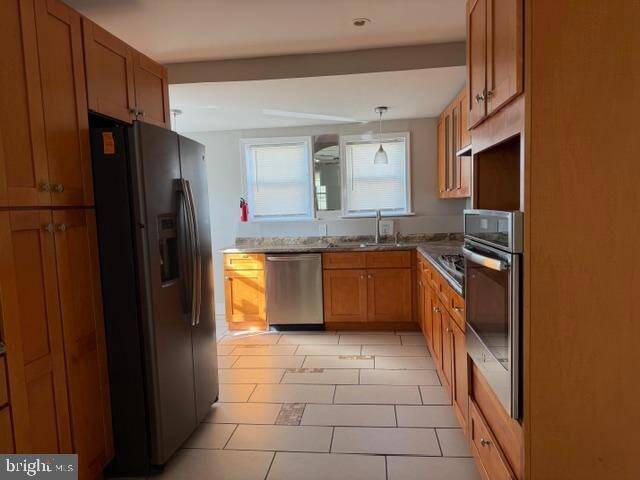 Photo - 400 W 29th St