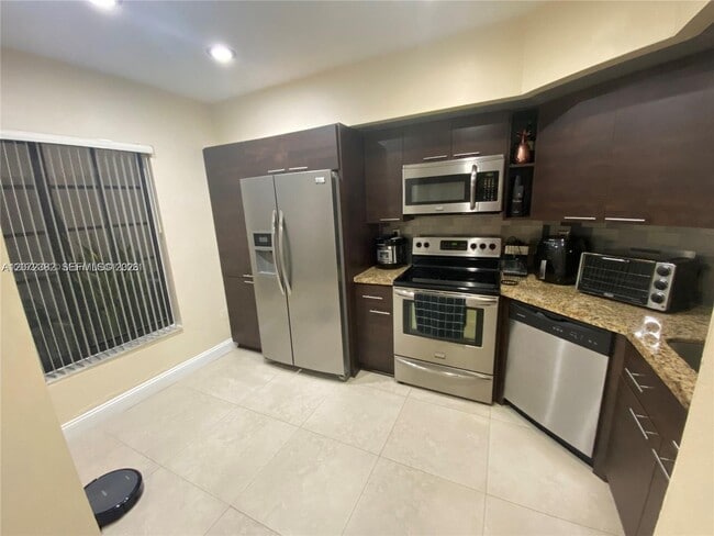 Photo - 8806 SW 130th Ct Unit 102
