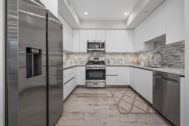 Photo - 5820 La Mirada Ave