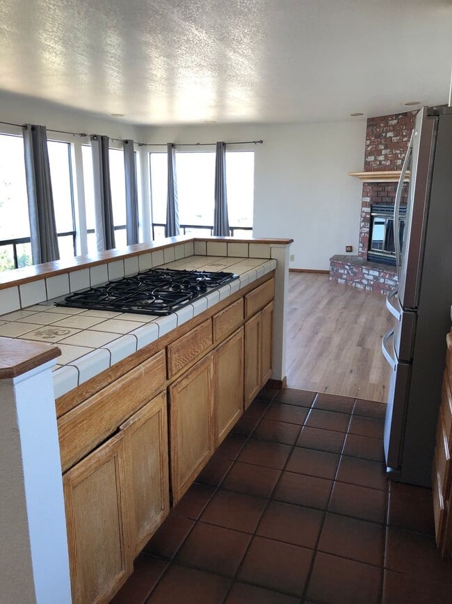 Photo - Three Bedroom, three bath house house with views in Los Osos