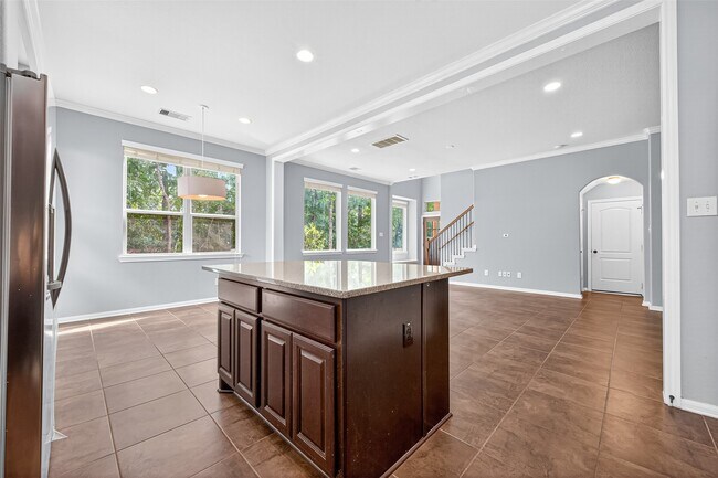 Photo - 137 Cheswood Manor Drive