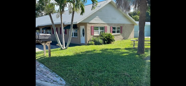 Building Photo - 7604 Orange Ave Unit 7604