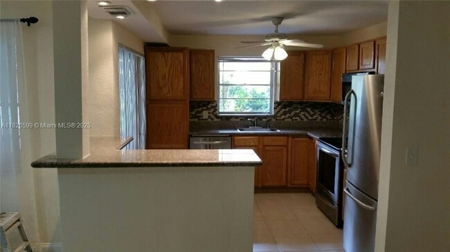 Photo - 180 NE 12th Ave Unit 11E