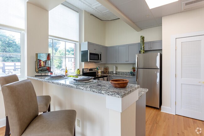 1BR, 1BA - Beautifully Updated Units - O'Connell School Apartments