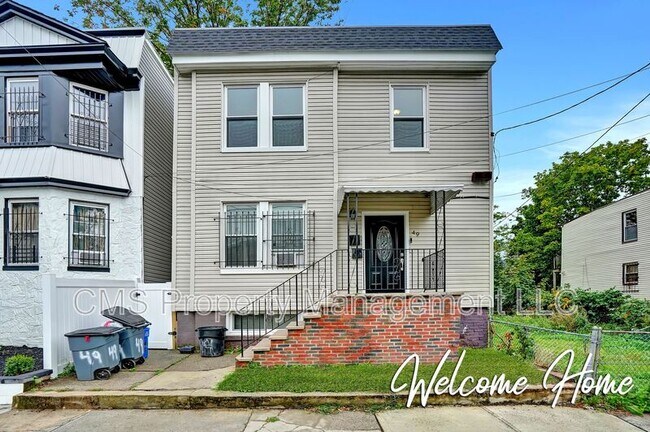 Building Photo - 49 Tichenor Terrace Rental