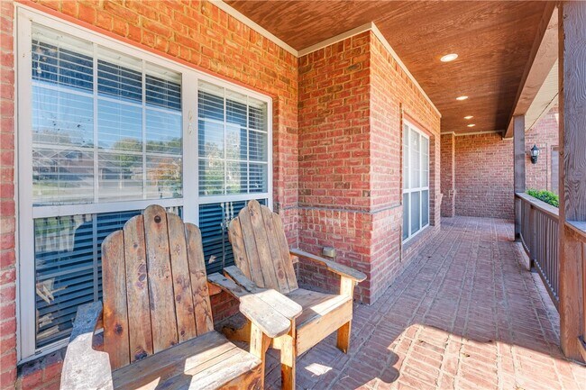 Photo - 2265 N Covington Park Blvd