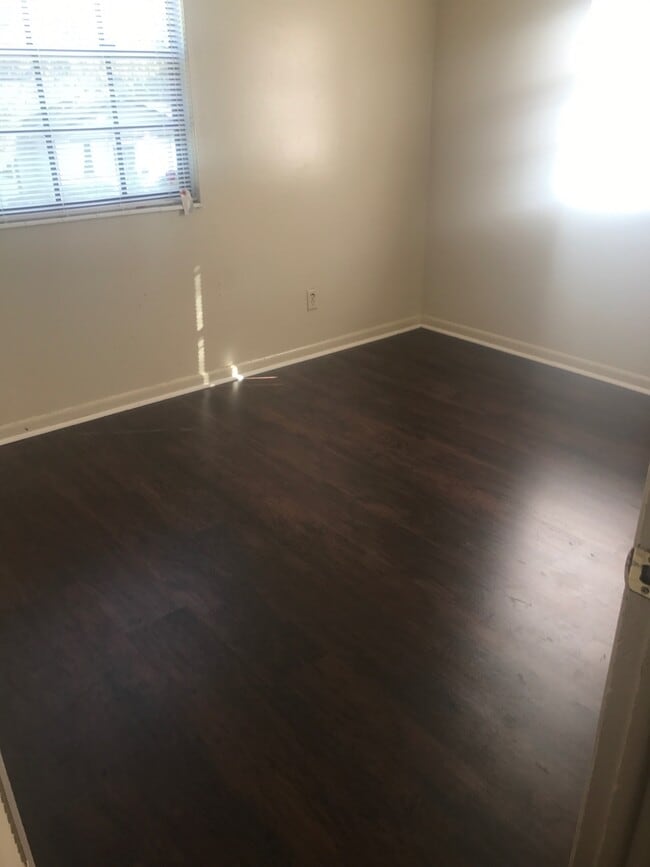 Photo - 2984 Myra St Unit 3