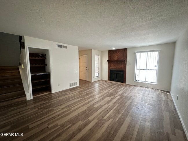 Photo - 336 Villa Canto St