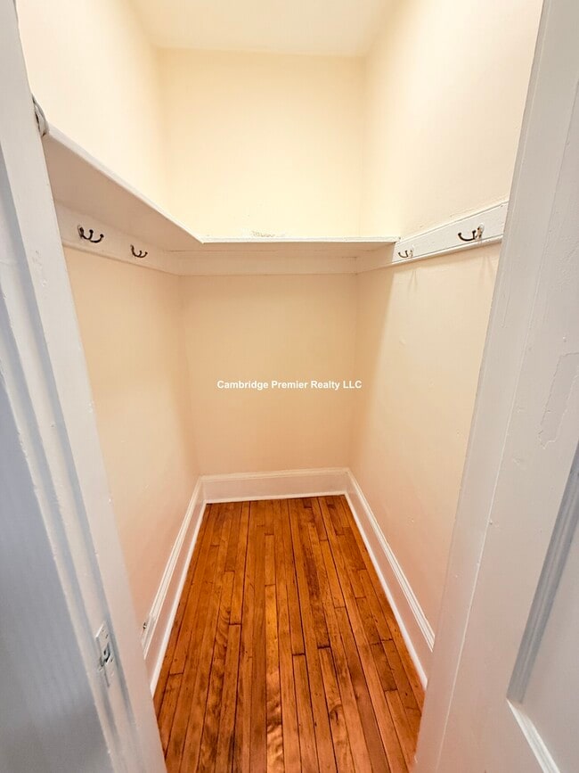 Photo - 22 Brainerd Rd Unidad 1