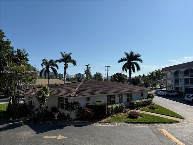 Building Photo - 581 Blue Heron Dr Unit 318-B