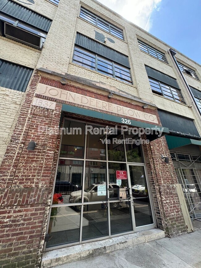 Photo - 326 Nelson St SW Unit 208