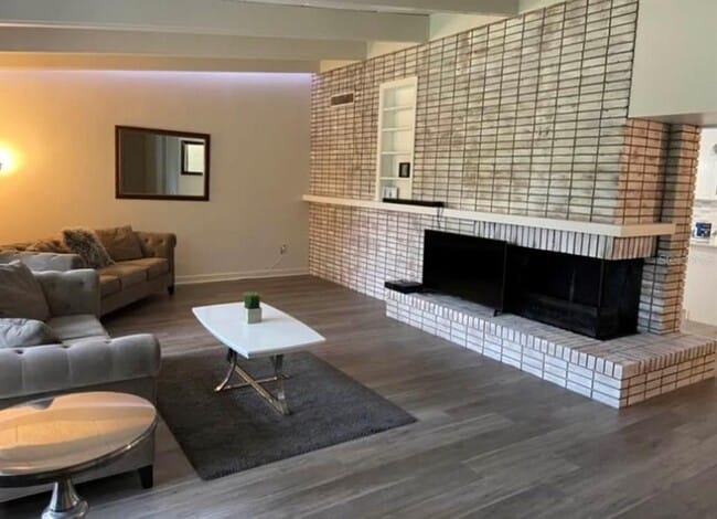 Photo - 813 NW 22nd St