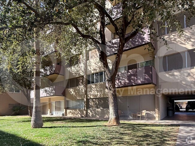 Building Photo - 351 E Thomas Rd Rental