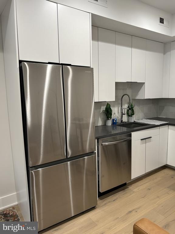 Photo - 2238 Ontario Rd NW Unit 1