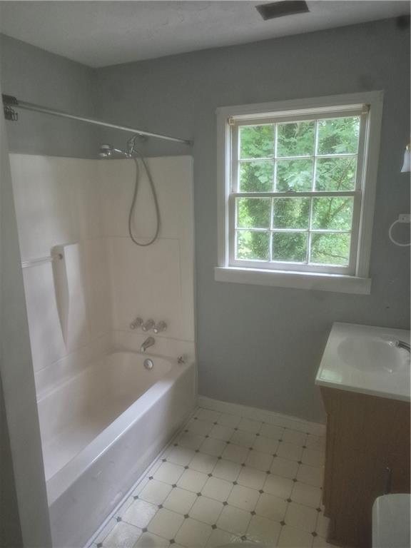 Photo - 2745 Cardinal Lake Cir NW