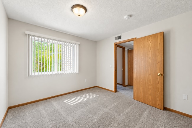 Pineview Place Apartments