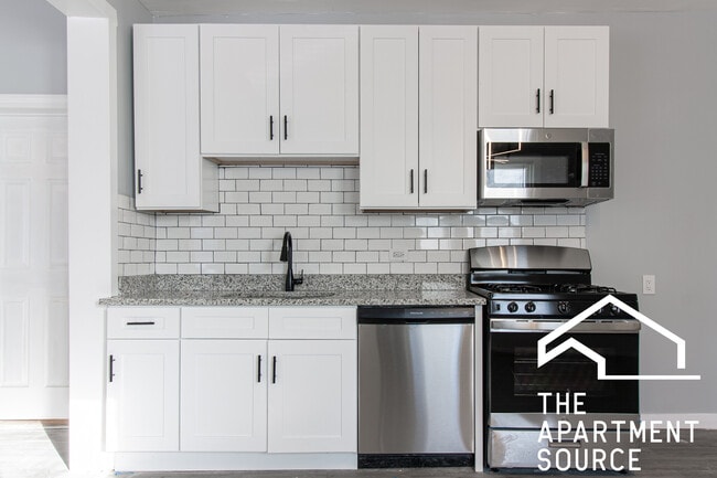 Photo - 2659 W Homer St Unit 1