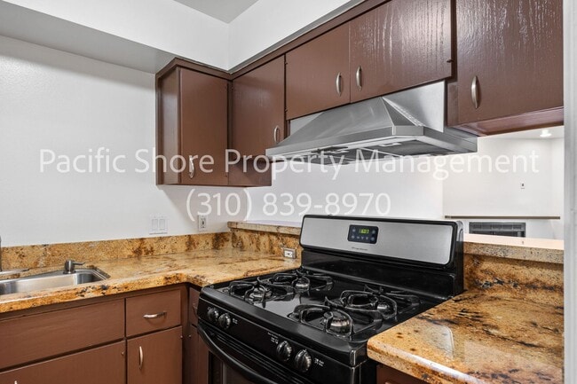 Photo - 2339 Hyperion Ave Unidad 1