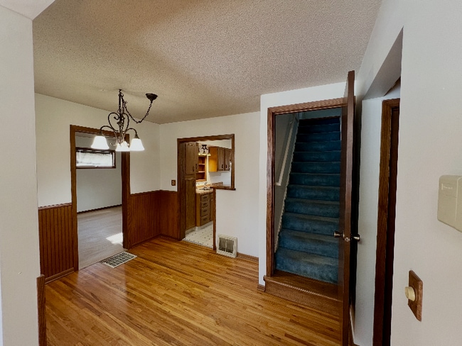 Photo - 309 10th St NW