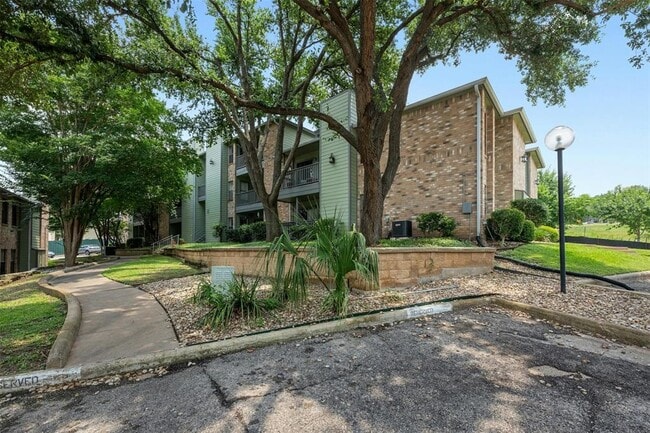 Photo - 4500 E Oltorf St Condo Unit 405