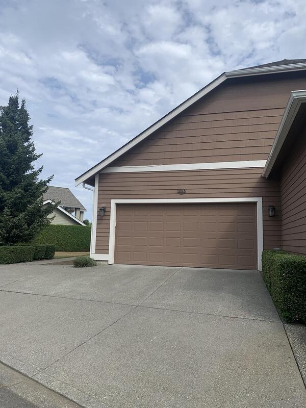 Photo - 190 W Maberry Dr