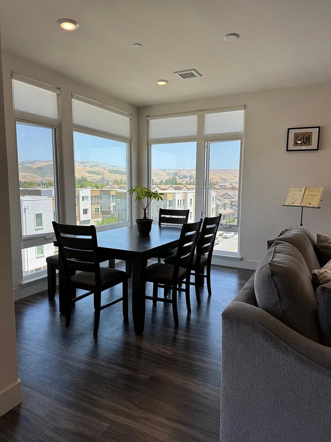 Photo - 5925 Charlotte Dr Unidad 426