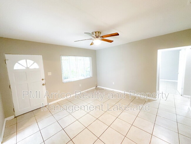 Photo - 1595 28th St NW
