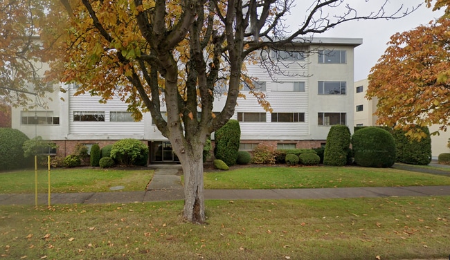 Photo - 908 Cook St Unit 301