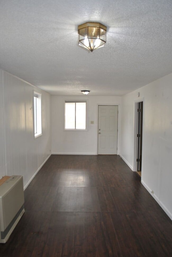 Photo - 1215 W Pine St