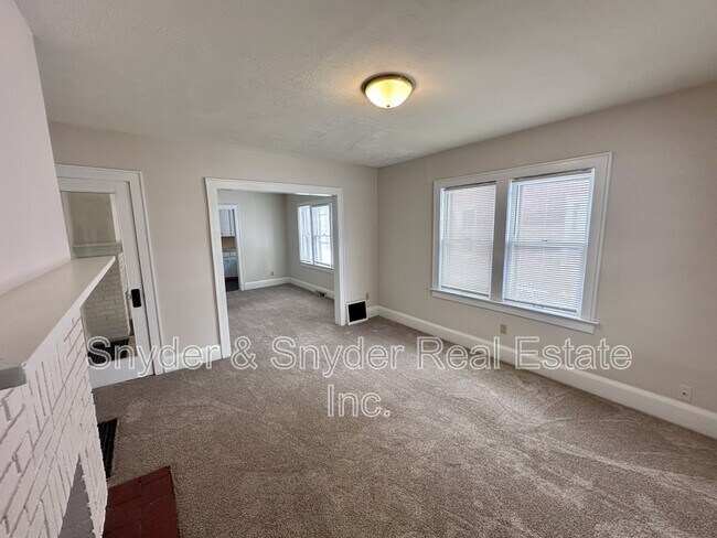 Photo - 2052 16th St SW