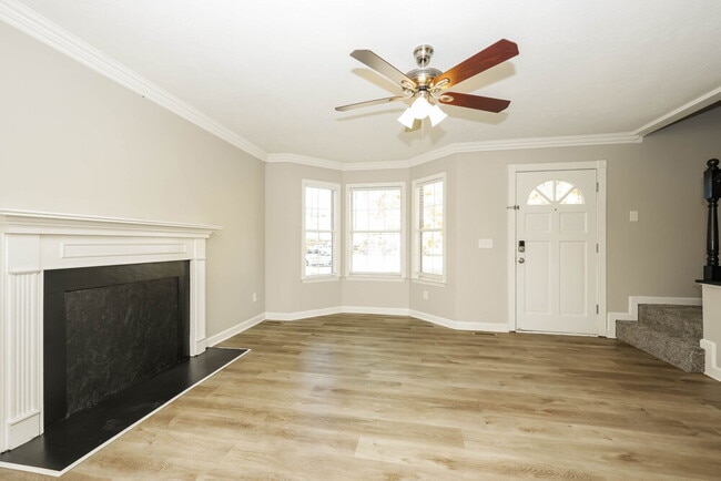 Photo - 311 Shadylake Dr