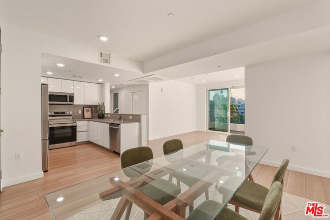 Photo - 1759 N Gower St Unit 404