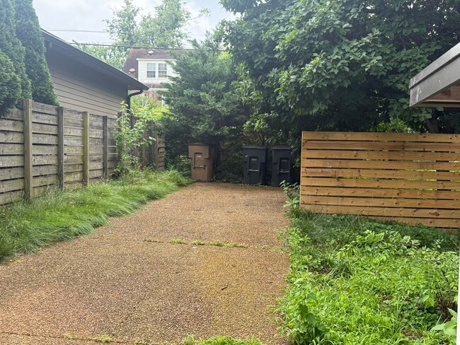 Photo - Lovely Duplex in Hillsboro Village
