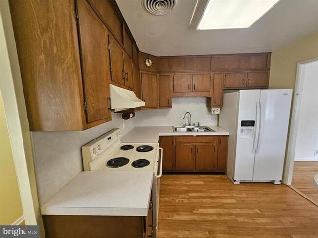 Photo - Detached ranch style house