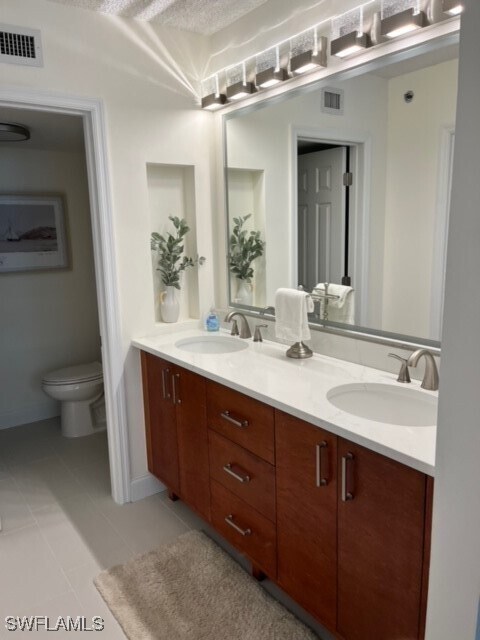 Building Photo - 4251 Gulf Shore Blvd N Unit 14C