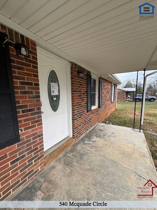 Photo - 540 McQuade Cir