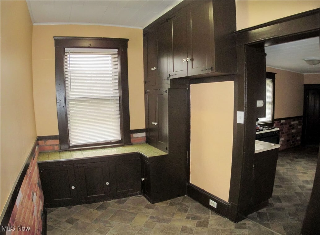 Photo - 3672 E 48th St Unidad Down