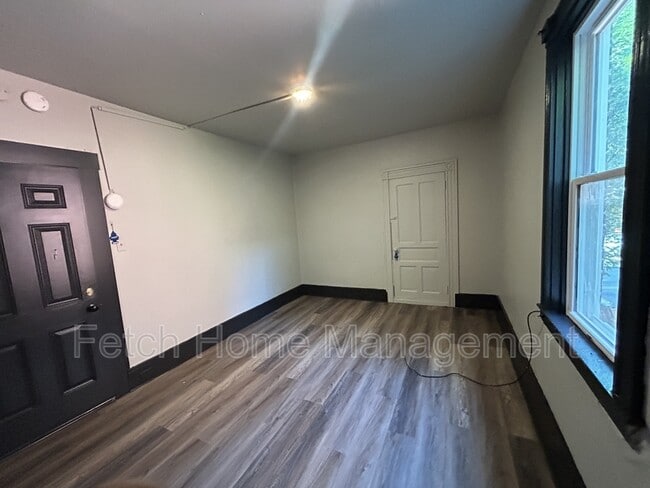 Photo - 19 S Ann St Unidad 5