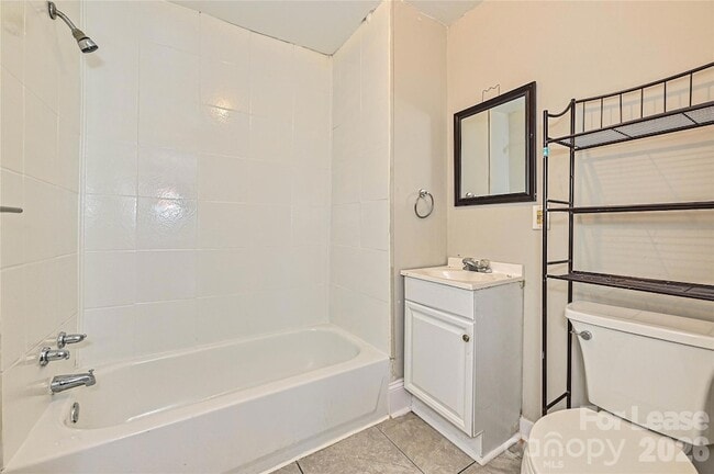 Photo - 708 S Hayne St