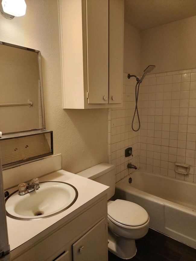 Photo - Updated Unit G