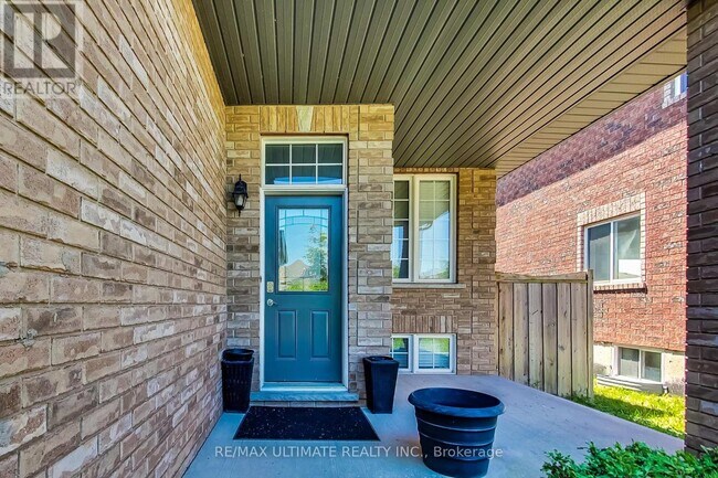 Photo - 209 Dunsmore Ln